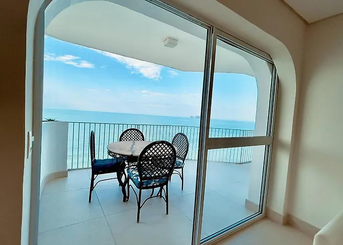 Apartamento Guaruja Morro Do Maluf De Frente Ao Mar!